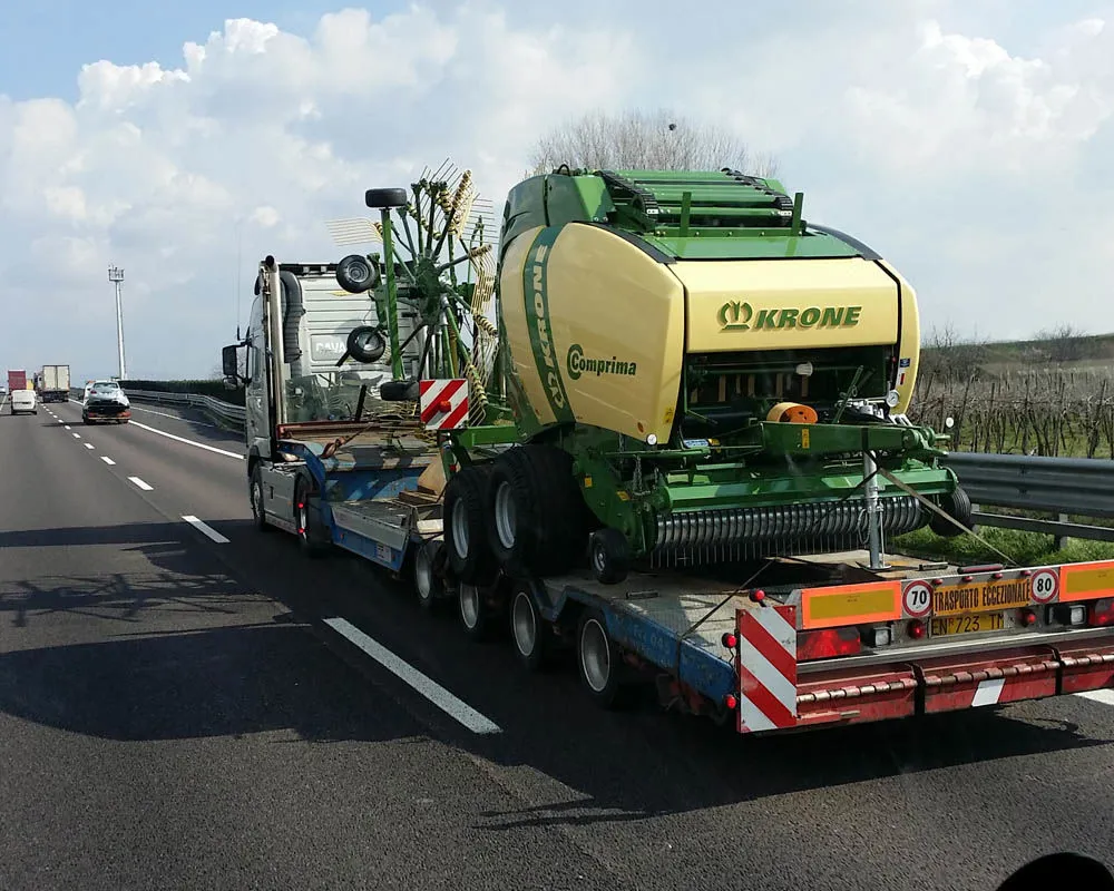 Trasporti eccezionali fuori sagoma in tutto in tutta Italia